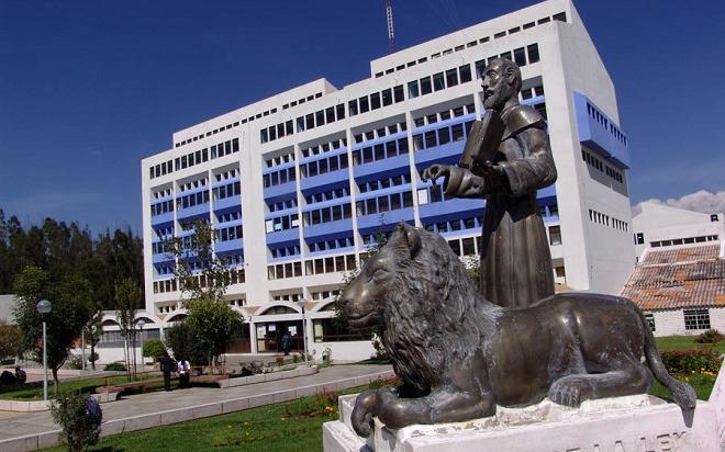 GALERÍA FOTOGRÁFICA | Universidad Nacional Del Centro Del Perú